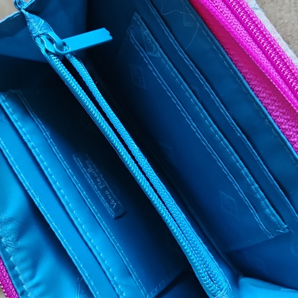 Vera Bradley pink crossbody bag - Picture 5 of 10